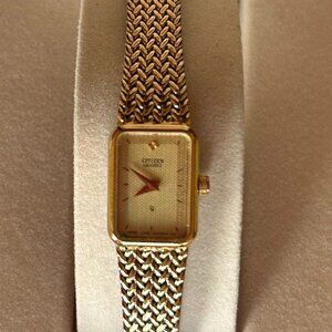 Vintage Citizen Quartz Gold Watch 1980’s